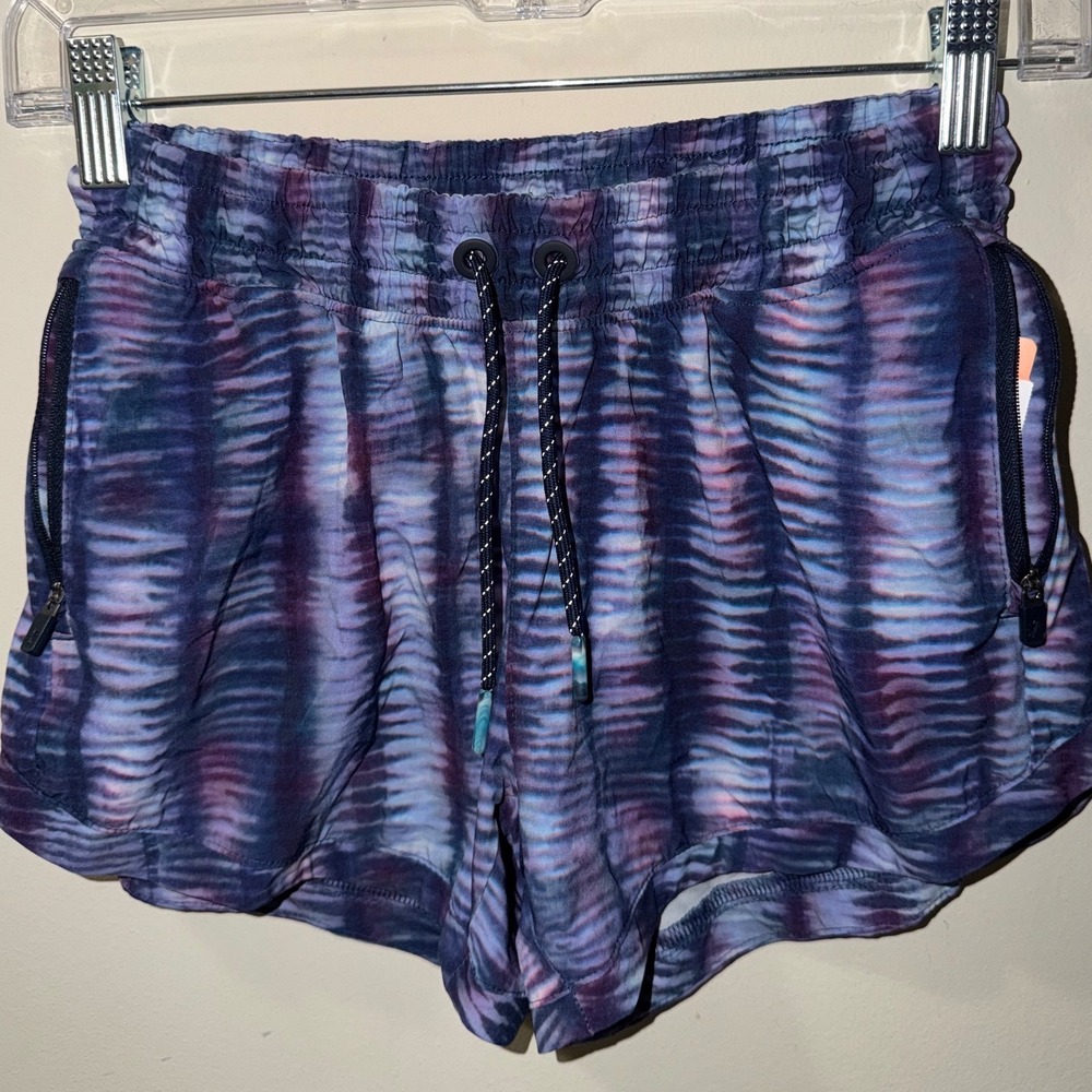 Athleta Girl All‎ play 3" Shorts EUC sz 12